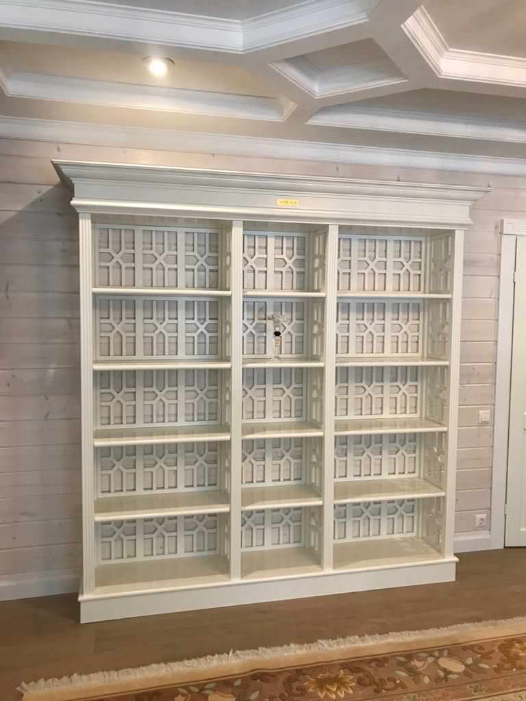 Стеллаж для гостиной