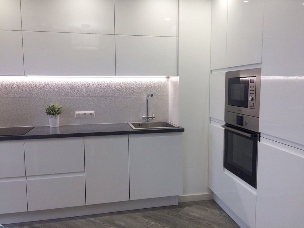 Белые кухни