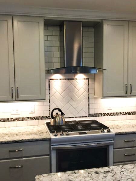 Kitchen - transitional kitchen idea