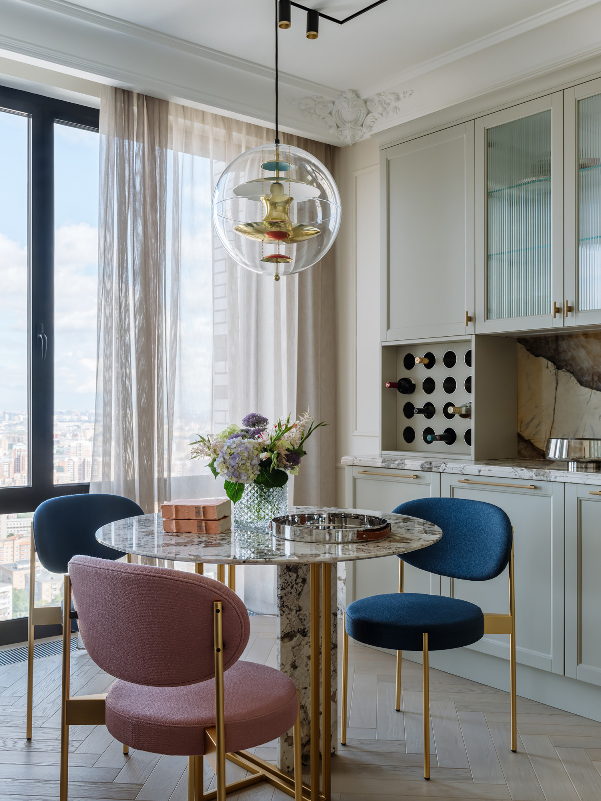 Французская классика в современной интерпретации