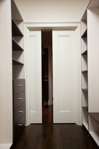 Ramsin Khachi Oakville House modern-wardrobe