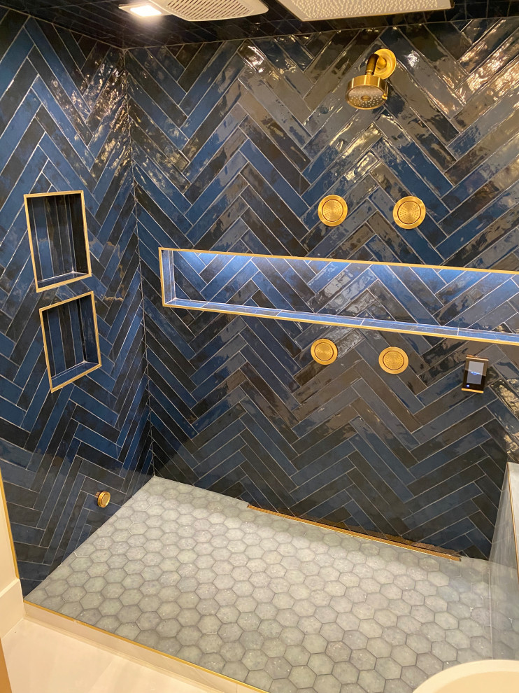 Milton Blue bathroom