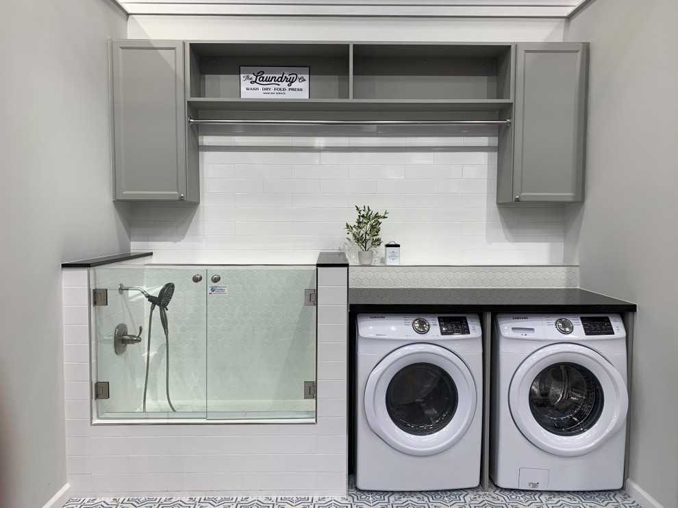 Inspiration for a transitional laundry room remodel in Sacramento