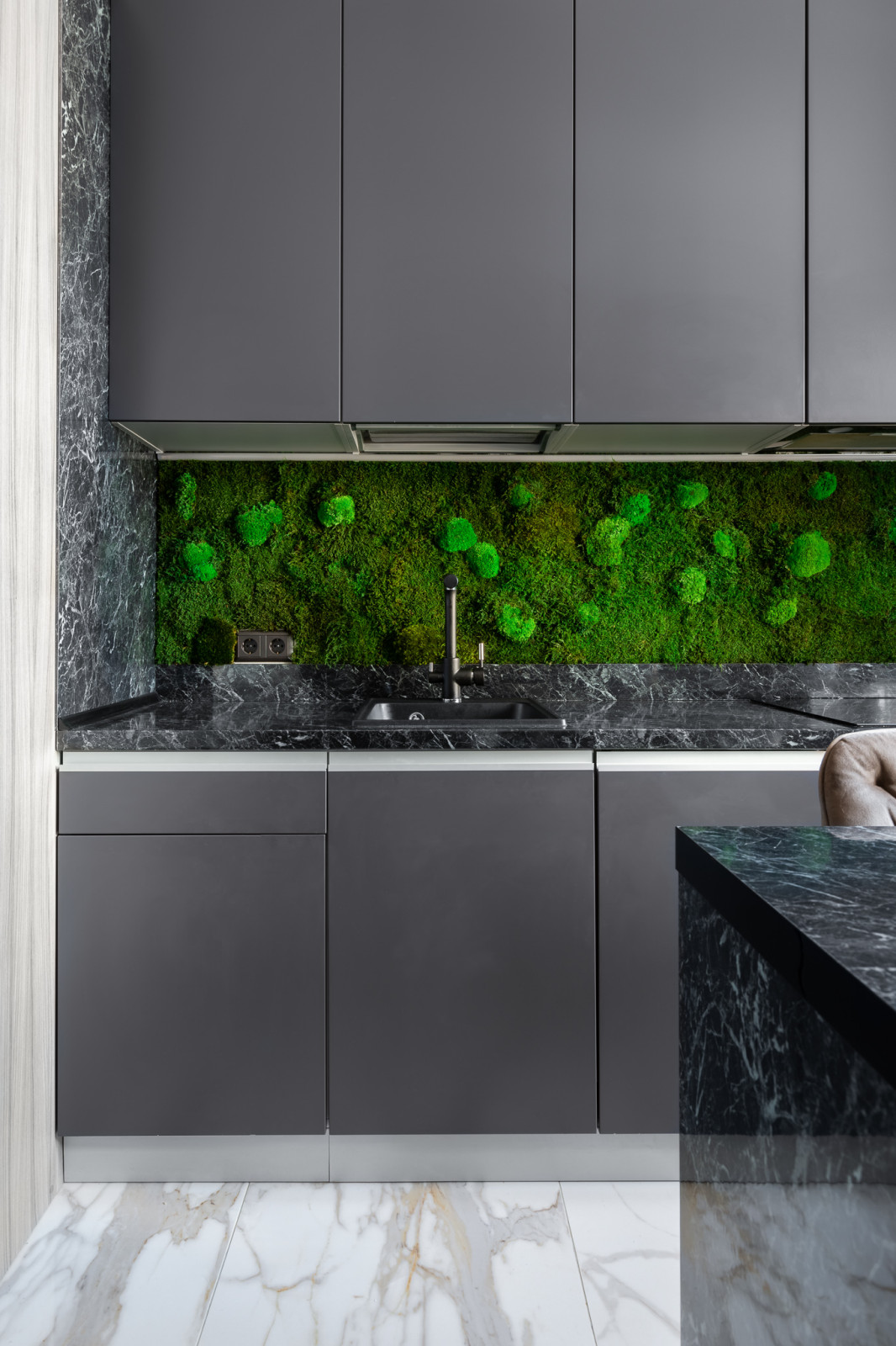 Фотосъёмка квартиры со мхом и котом Оскаром