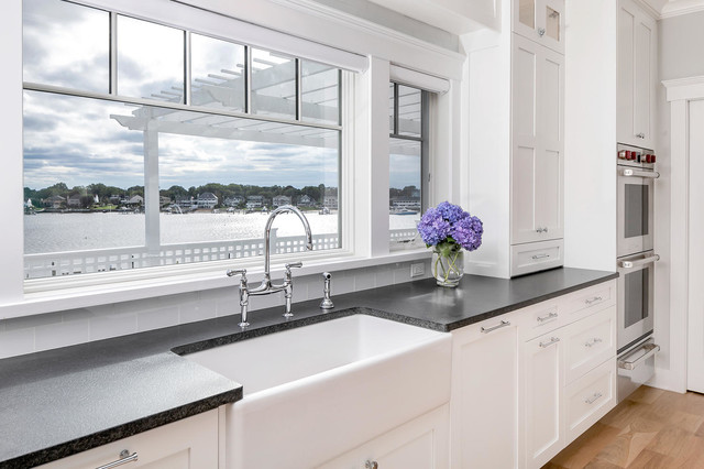 Shore Style clasico-renovado-cocina