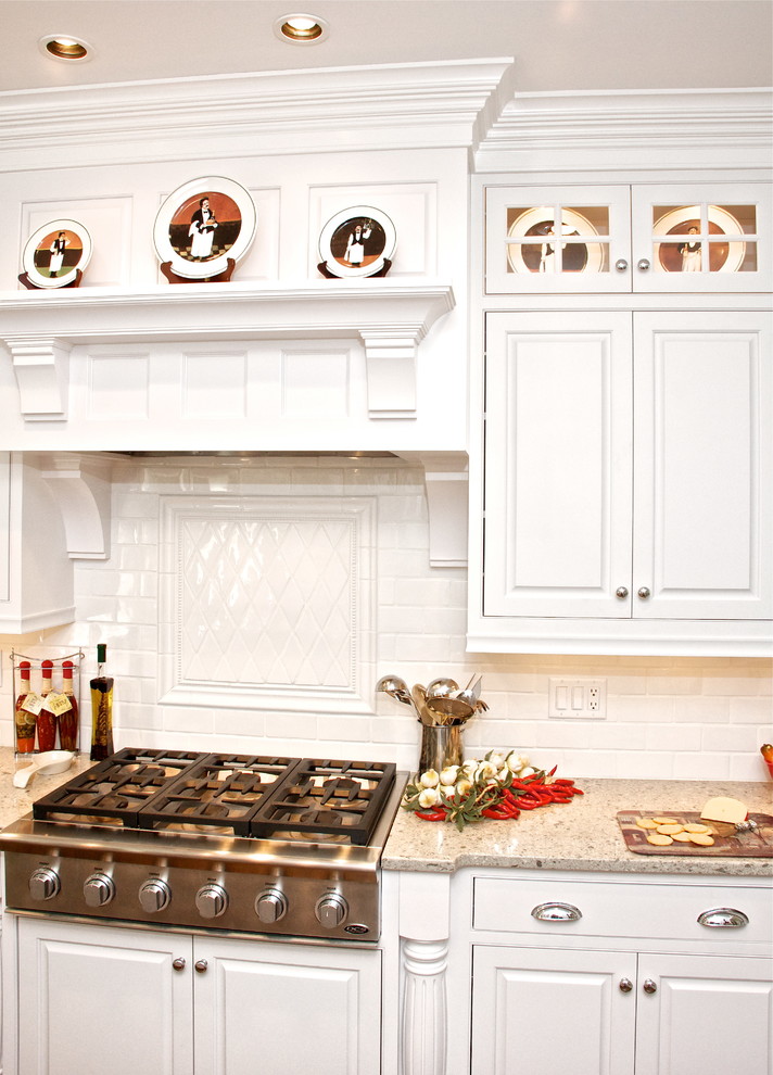 WHITE KITCHEN VASP