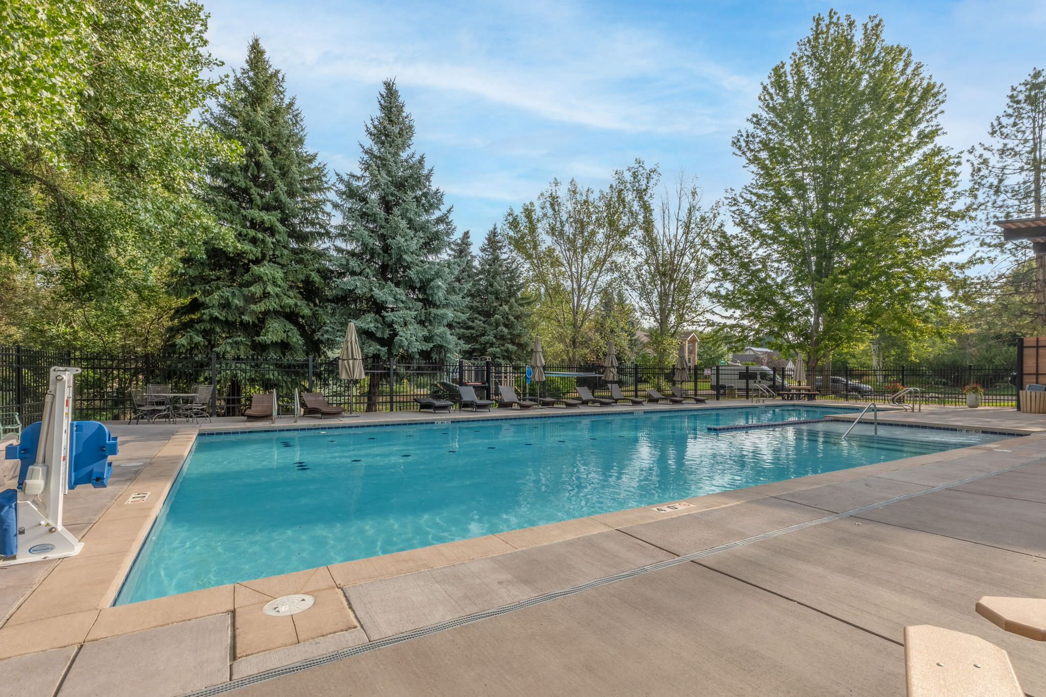 Reserve HOA Pool - Commercial