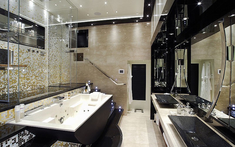 Bathroom - transitional bathroom idea