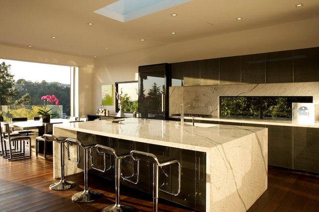 tuxedo - Contemporary - Kitchen - Los Angeles - by Avante Interiors