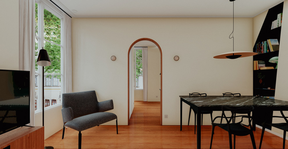 Offenes, Kleines Modernes Esszimmer mit beiger Wandfarbe, dunklem Holzboden, braunem Boden und Kassettendecke in Paris
