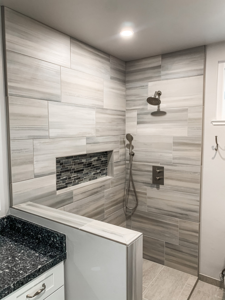 Small contemporary master bathroom in San Francisco with shaker cabinets, white cabinets, a curbless shower, a one-piece toilet, gray tile, porcelain tile, grey walls, porcelain floors, an undermount sink, engineered quartz benchtops, grey floor, blue benchtops, a shower seat, a single vanity and a built-in vanity.