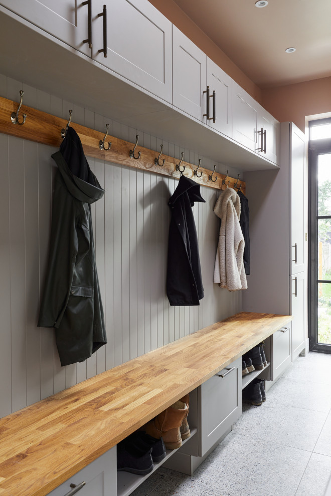 Inspiration for a transitional laundry room in London.