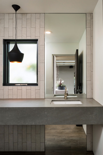 Seashell contemporary-cloakroom