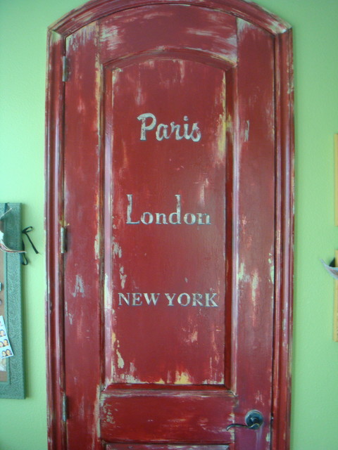 Inspiration for a small shabby-chic style girl kids' room remodel in Orange County with green walls