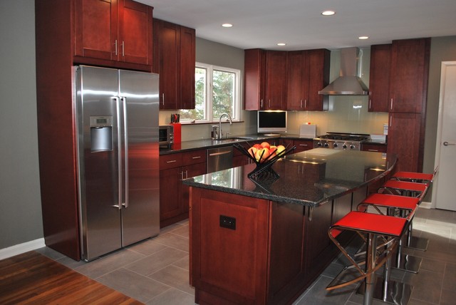 North Caldwell New Jersey Shaker Style Kitchen - Contemporary - Kitchen