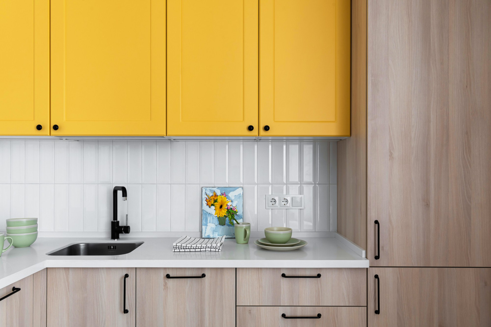 Реализованный проект двухкомнатной квартиры в г. Артем для молодой семьи.