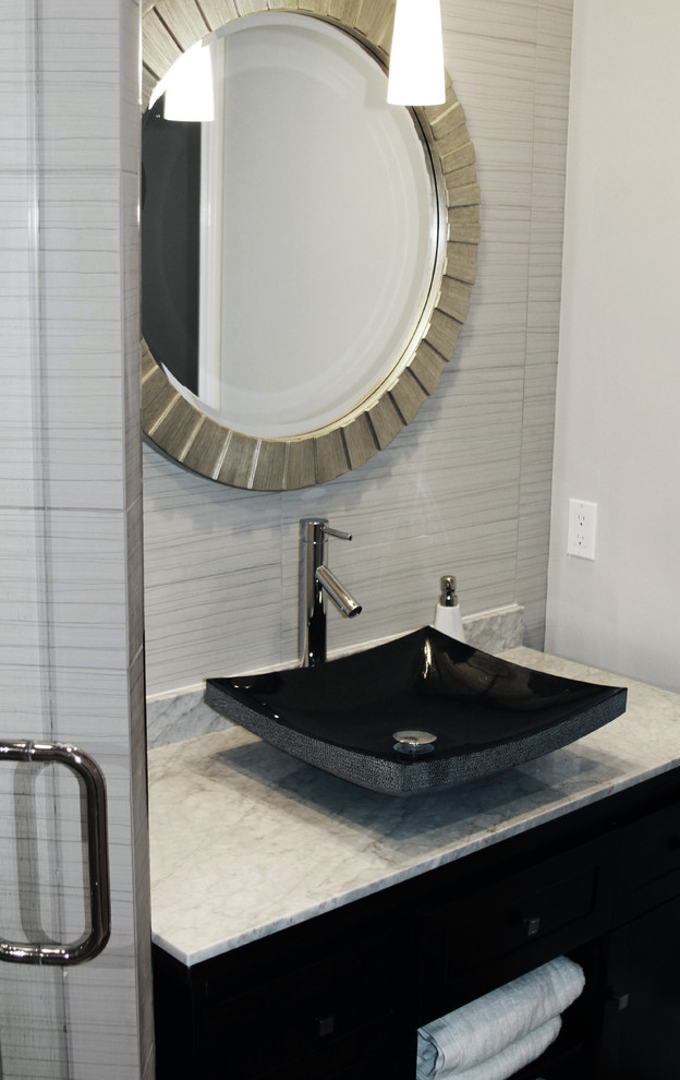 Design ideas for an asian powder room in Orange County.