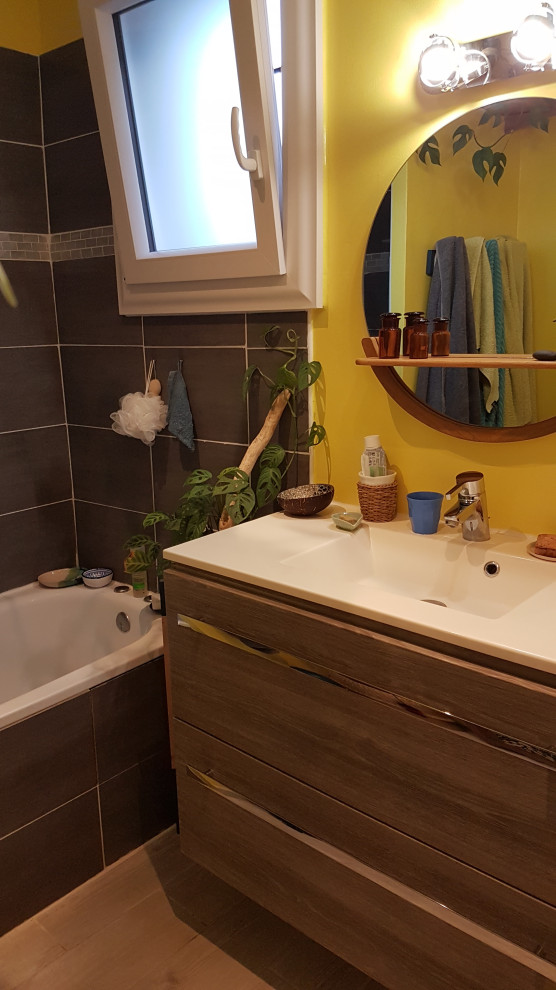 Relooking d'une salle de bain : ambiance exotique et tonique