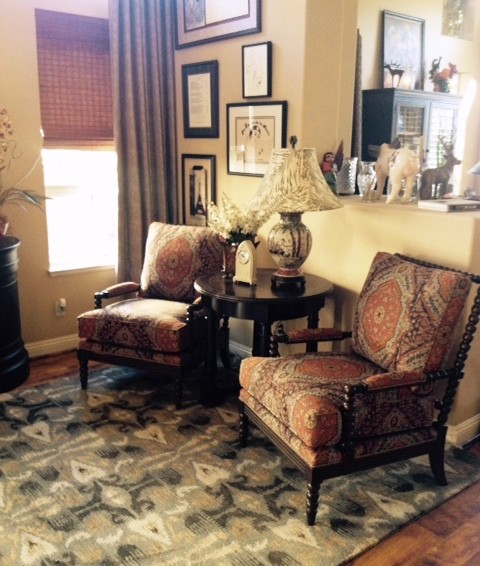 Example of a mountain style entryway design in San Diego