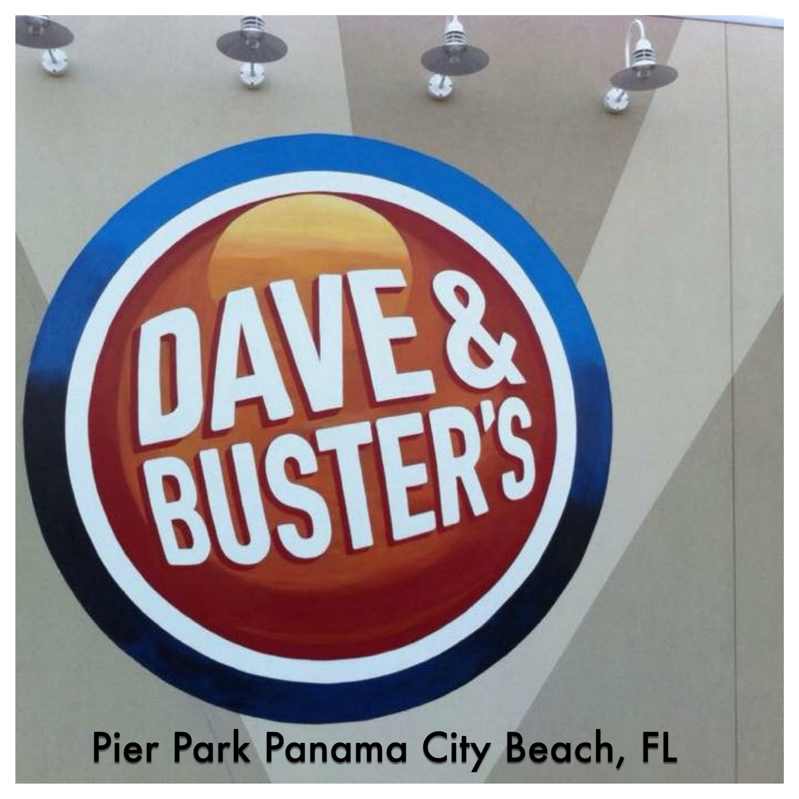 Dave & Buster's Logo