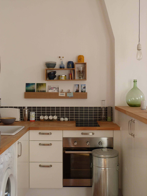 Du studio au 2 pi&egrave;ces modern-kitchen