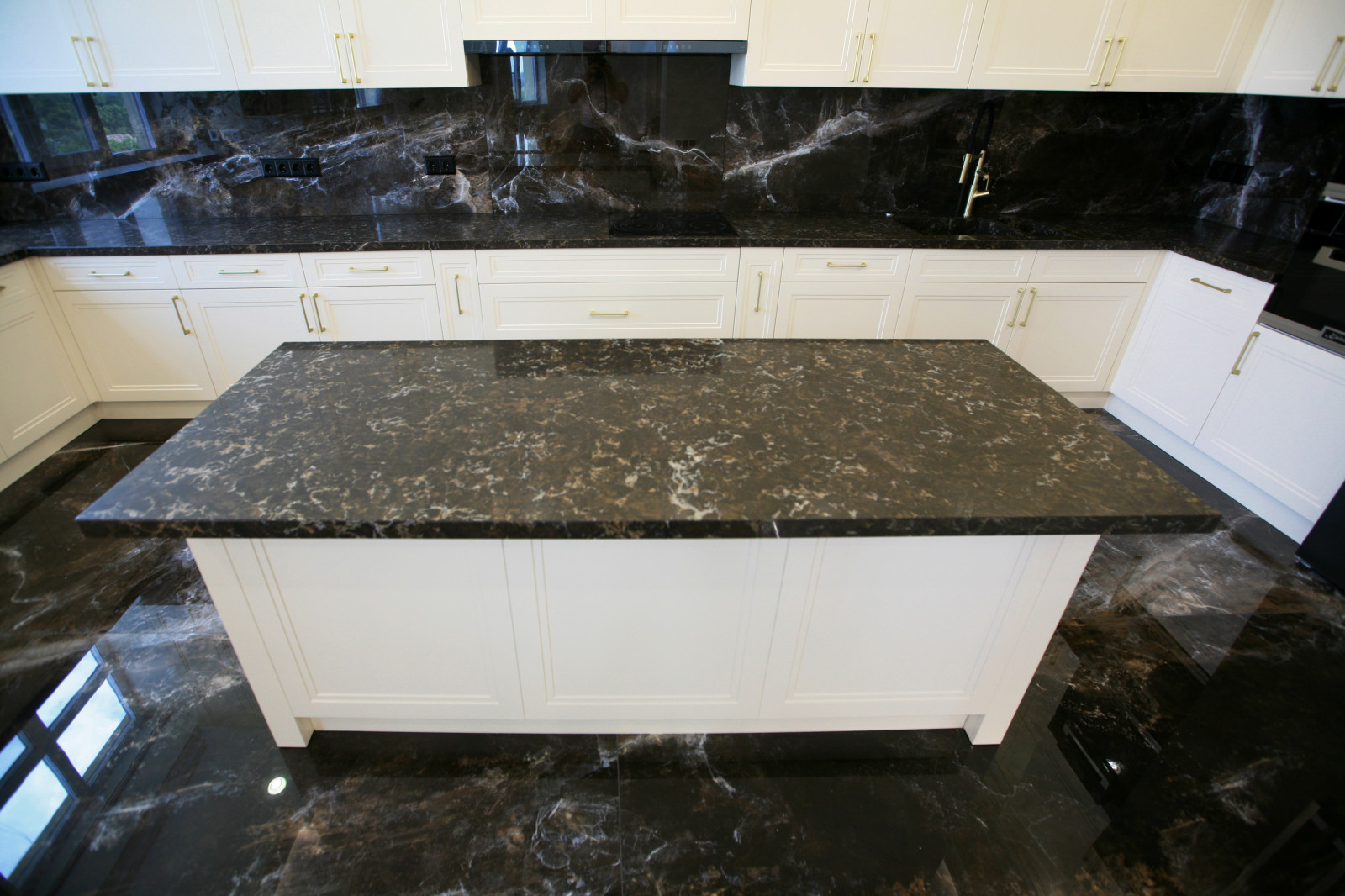 ЖК "Континенталь", 240м2