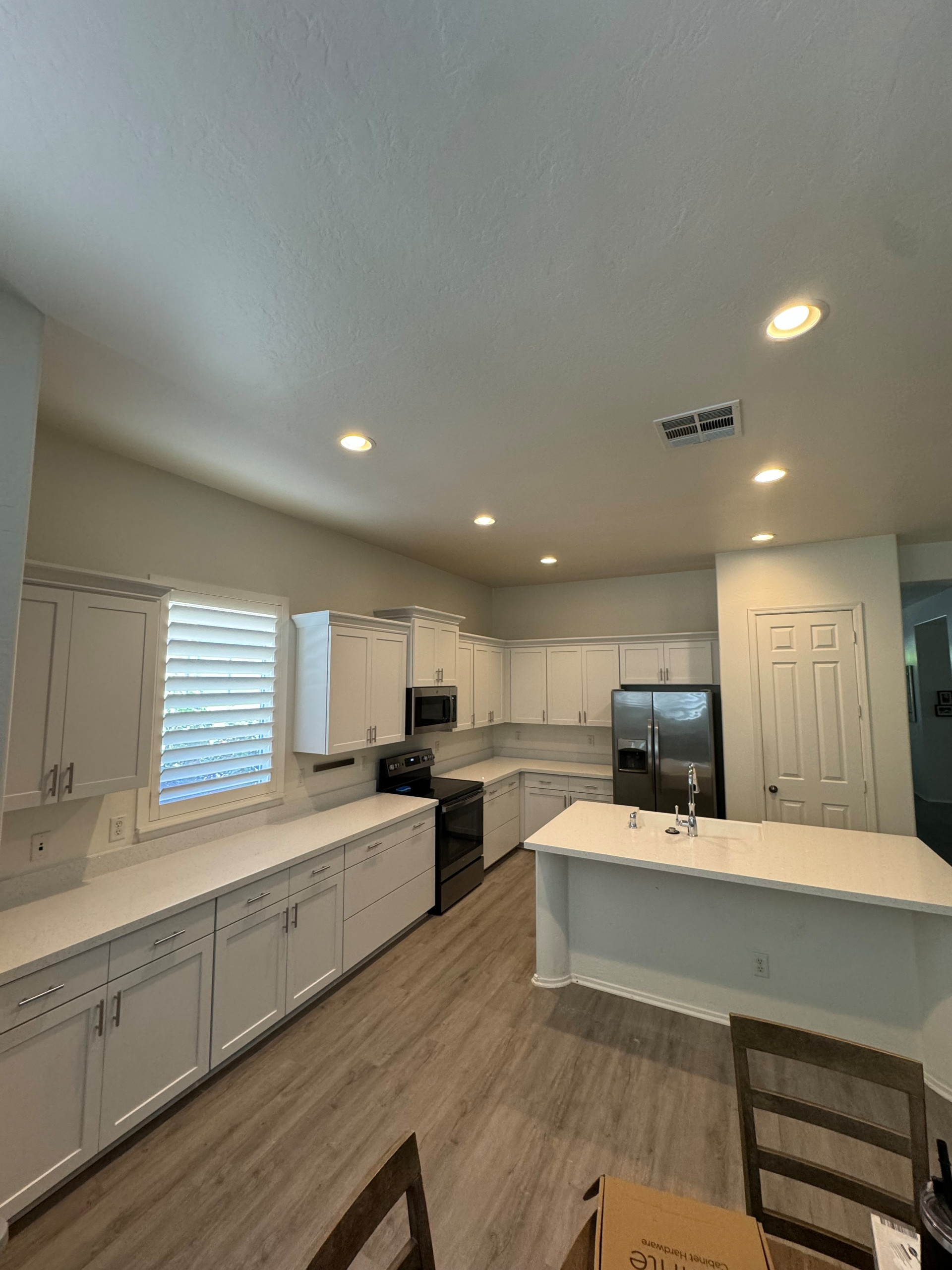 Kitchen and Bathroom White Shaker Reface