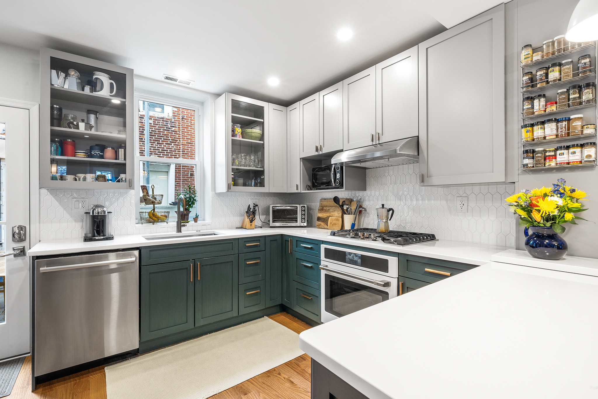 Queen Village Townhouse