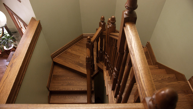 Red Oak Stairway american-traditional-staircase