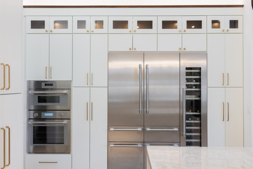 Pine Project: A Fusion of Warmth and Elegance