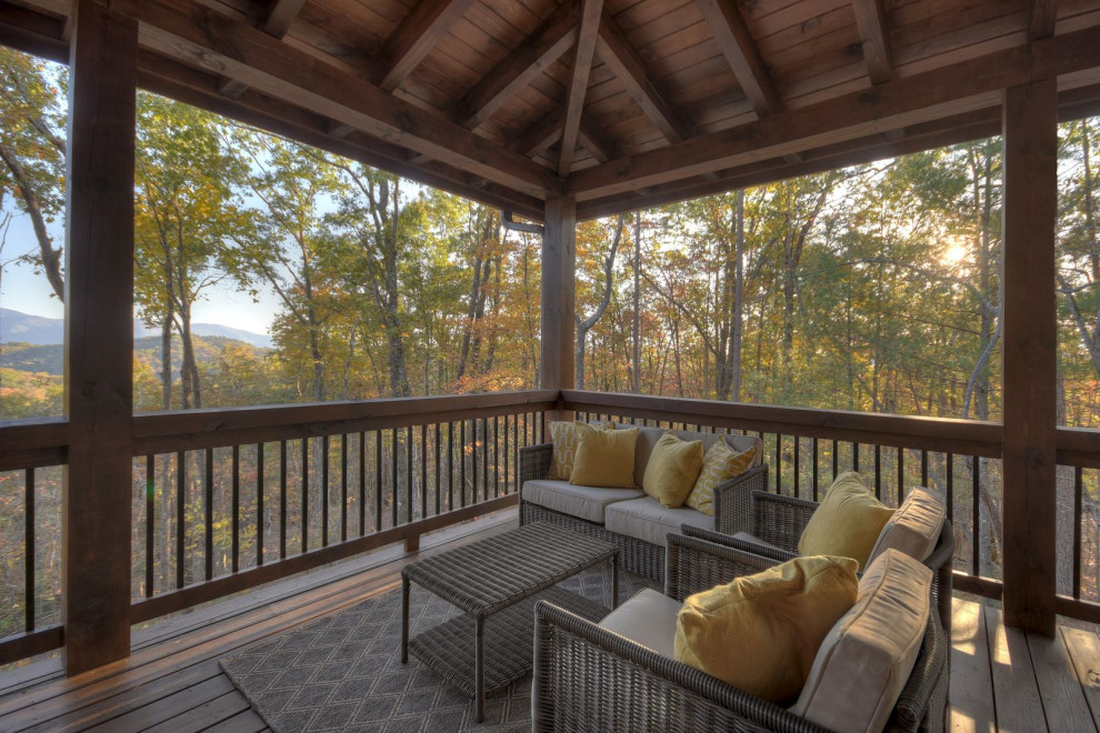 FIRST HOME, A RUSTIC FARMHOUSE DESIGN - Farmhouse - Porch