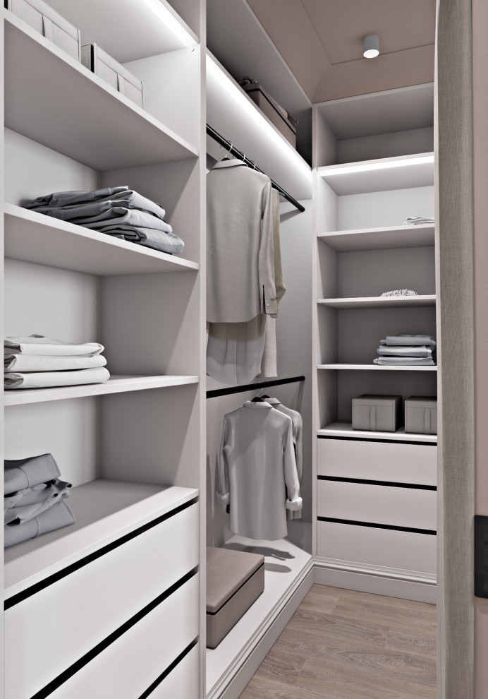 Wardrobe. Гардеробная.