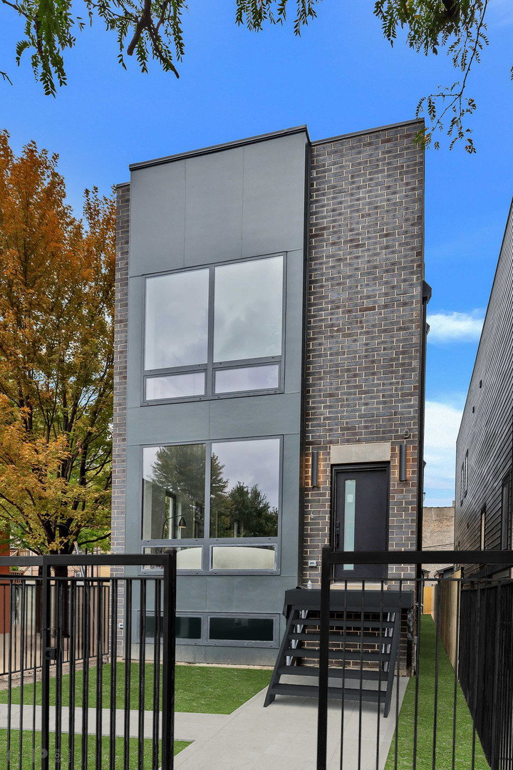 New Construction Custom Home - 2258 W Monroe Chicago IL 60612