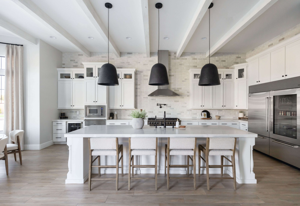 Inspiration for a transitional kitchen remodel in Phoenix