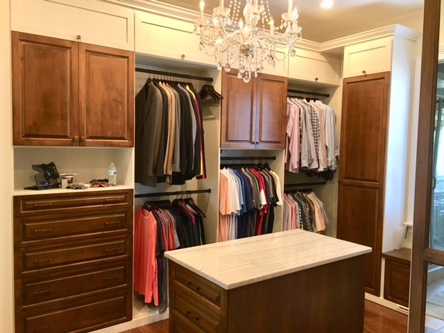 Two Tone Dressing Room