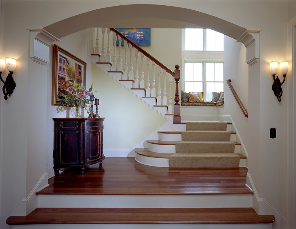 Photo of a transitional staircase in Minneapolis.