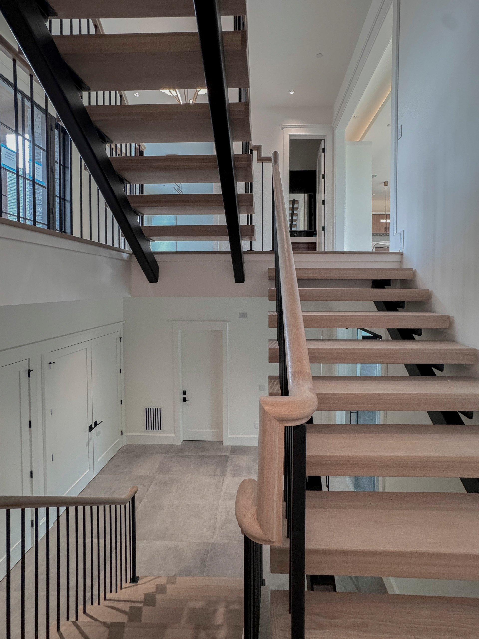 122_Modern Steel & Wood Floating Staircase, Arlington VA 22207