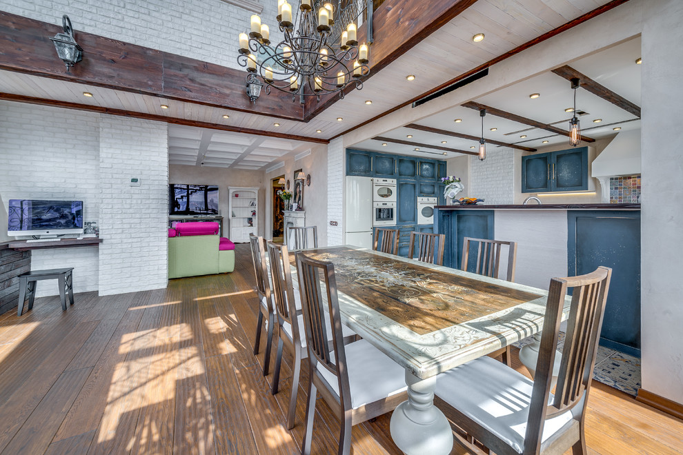 Пентхаус в Санкт-Петербурге. Мебель и отделка из массива.