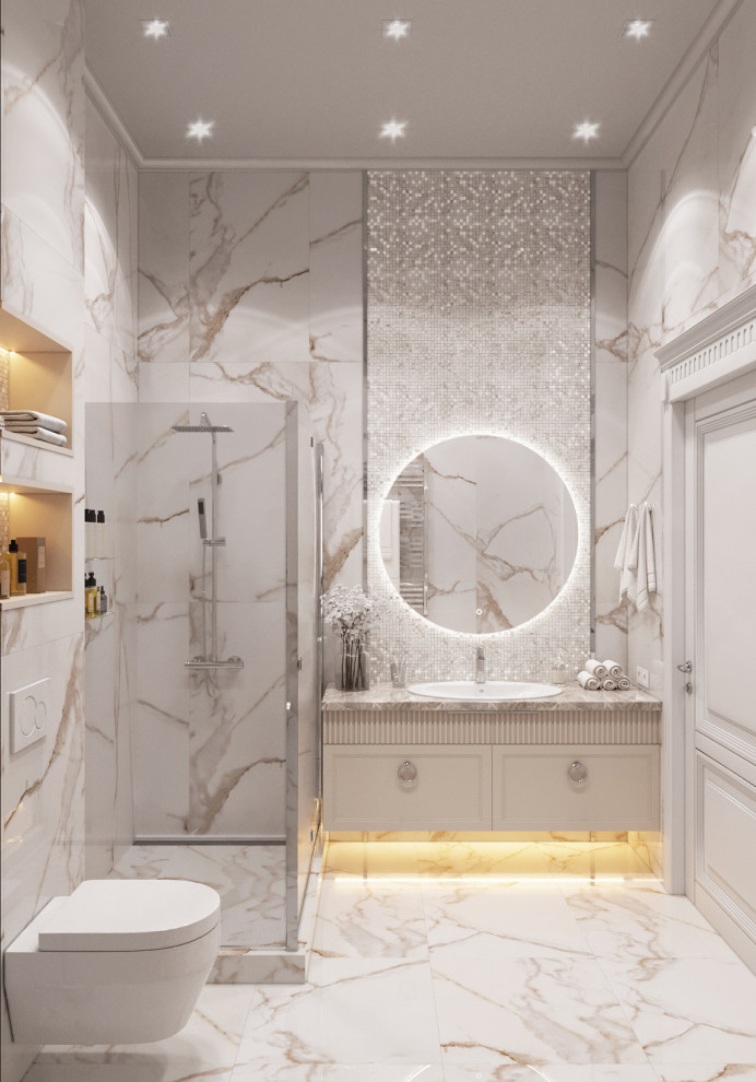 Классическая бежевая душевая комната