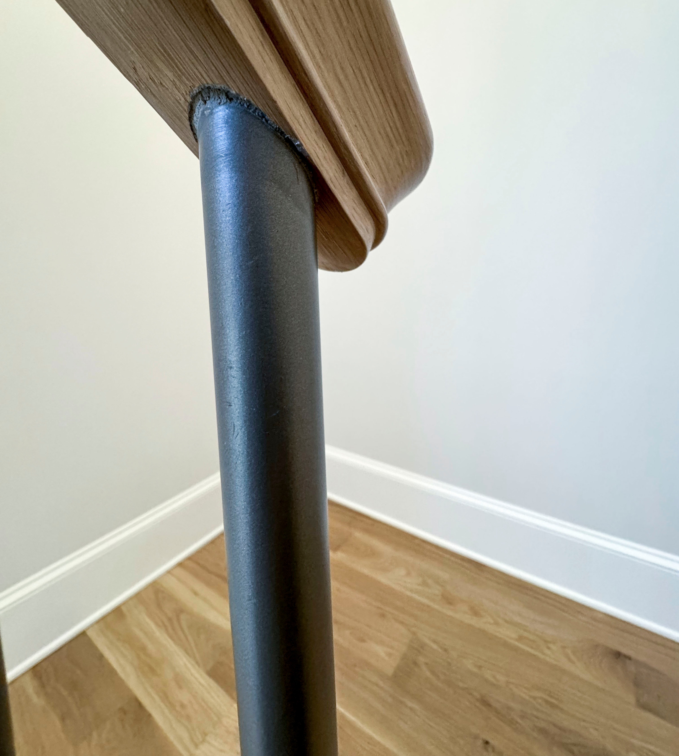 116_Elegant & Eye-catching Curved Staircase, Leesburg VA 20175