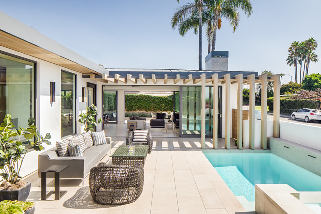 Ramona contemporaneo-patio
