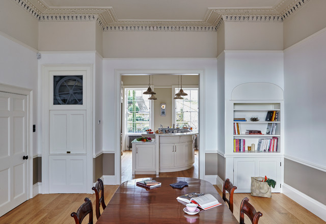 Lansdown traditional-dining-room