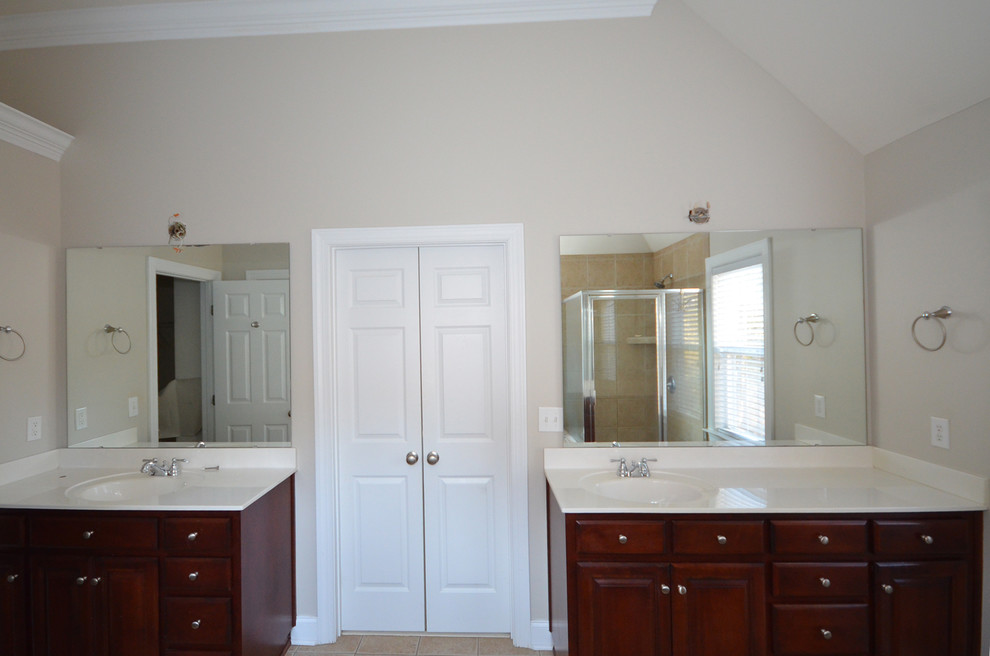 Doug & Fiona's Master bathroom