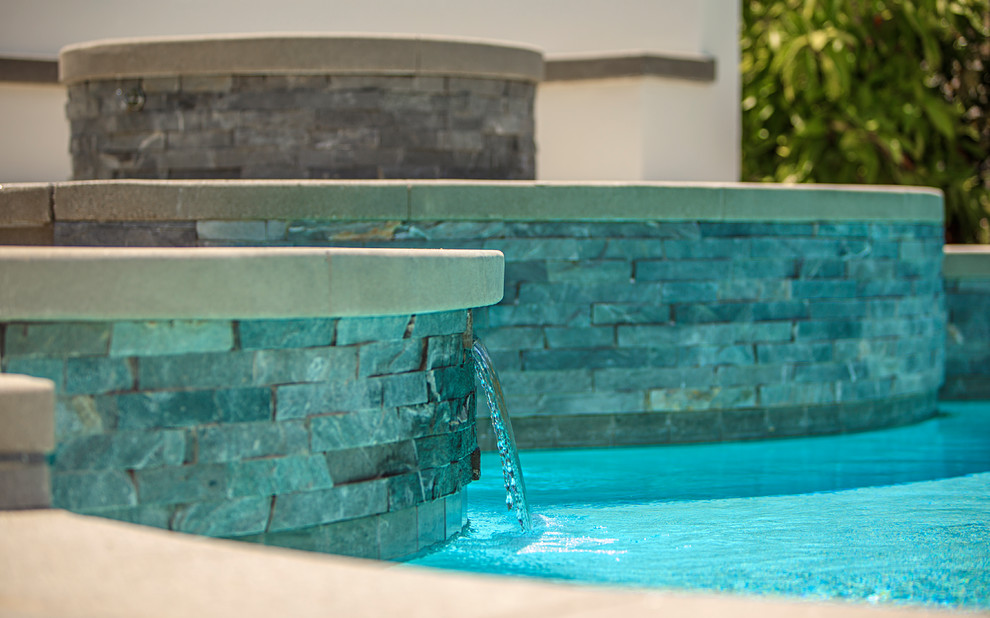 Pool - transitional pool idea in Orange County