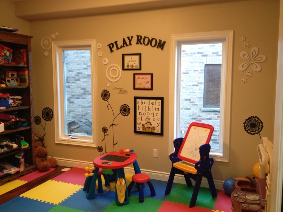 Photo of a traditional kids' room in Toronto.
