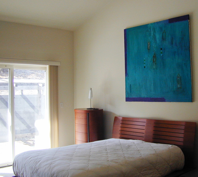 Art in Bedroom contemporaneo-camera-da-letto