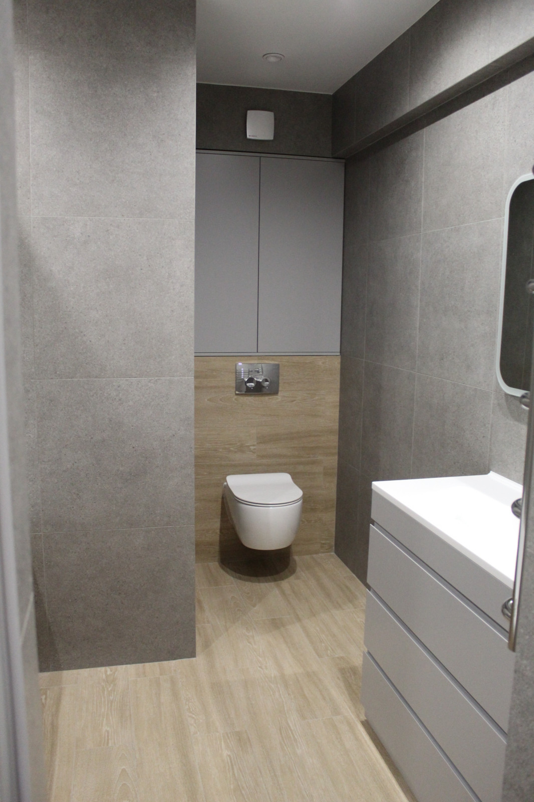 Четырехкомнатная в центре под ключ по дизайн-проекту