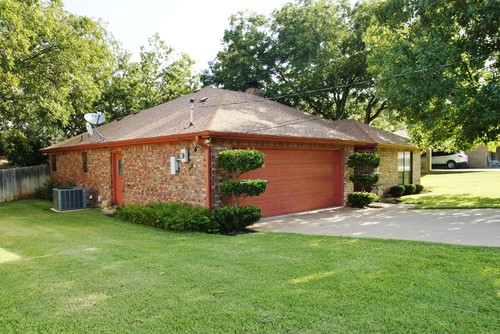 Red Brick Ranch House Trim Colors Www Picsbud Need Help On Trim Color For Red Brick House Jpg 500x334 Ranch
