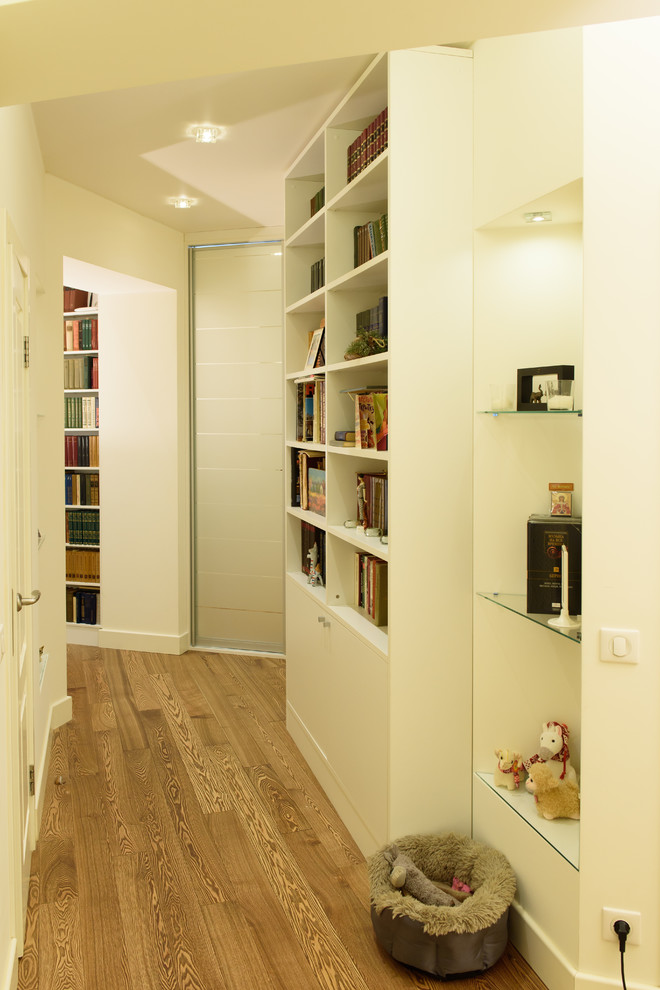 В гостях у сказки. Холл