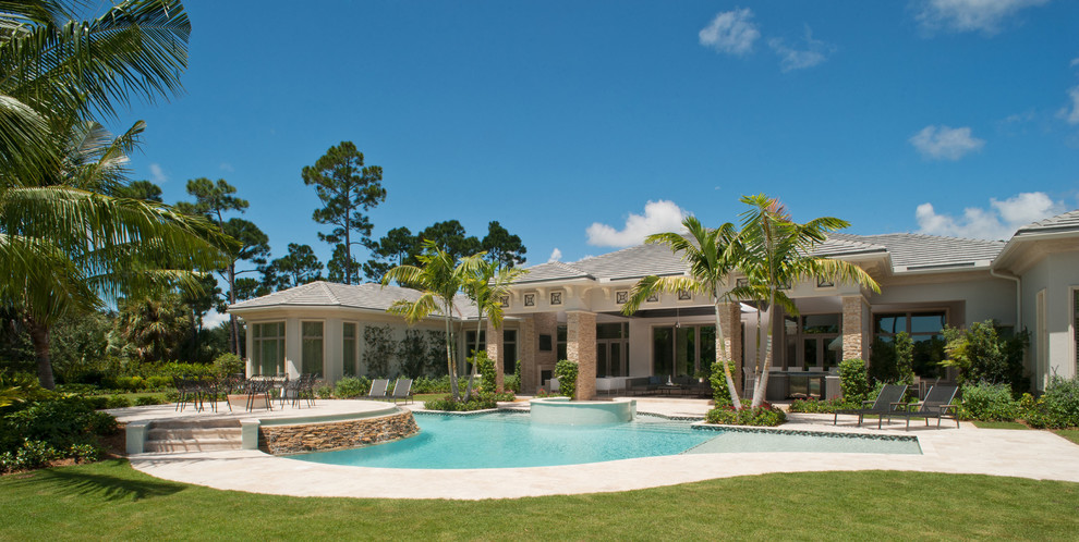 Example of a transitional pool design in Orlando